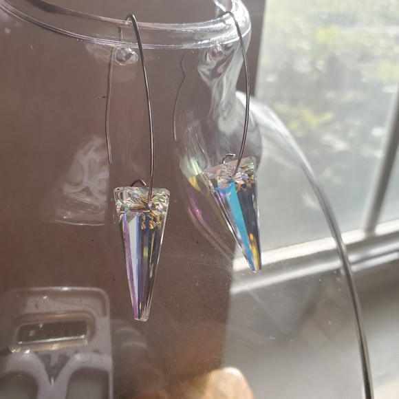 WOW! 👀THESE SWAROVSKI CRYSTAL EARRINGS SHINE!! - Picture 6 of 8